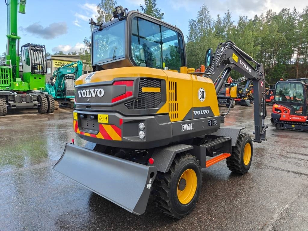 Volvo EW60E UUSI/AJAMATON - Excavadora de ruedas: foto 3 Volvo EW60E UUSI/AJAMATON - Excavadora de ruedas: foto 3