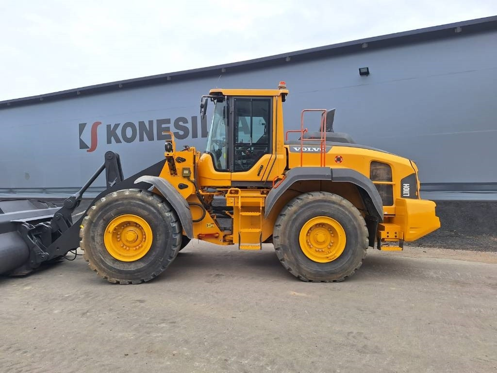 Volvo L110H MYYTY! SOLD! LONG BOOM, VAAKA, YM - Cargadora de ruedas: foto 2 Volvo L110H MYYTY! SOLD! LONG BOOM, VAAKA, YM - Cargadora de ruedas: foto 2