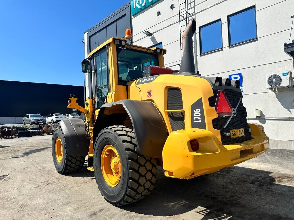 Volvo L70G vipuohjaus, 3' ja 4' hydr - Cargadora de ruedas: foto 2 Volvo L70G vipuohjaus, 3' ja 4' hydr - Cargadora de ruedas: foto 2