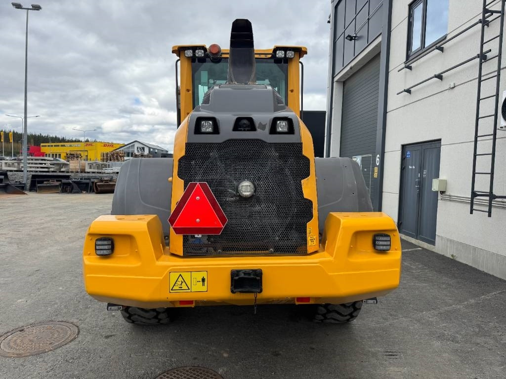 Volvo L90H UUSILLA RENKAILLA - Cargadora de ruedas: foto 4 Volvo L90H UUSILLA RENKAILLA - Cargadora de ruedas: foto 4