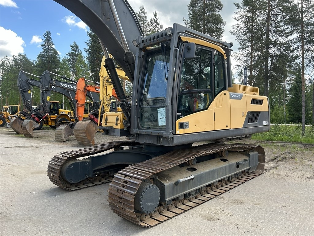 Volvo MYYTY! SOLD! EC250DNL PYÖRITTÄJÄLLÄ - Excavadora de cadenas: foto 2 Volvo MYYTY! SOLD! EC250DNL PYÖRITTÄJÄLLÄ - Excavadora de cadenas: foto 2