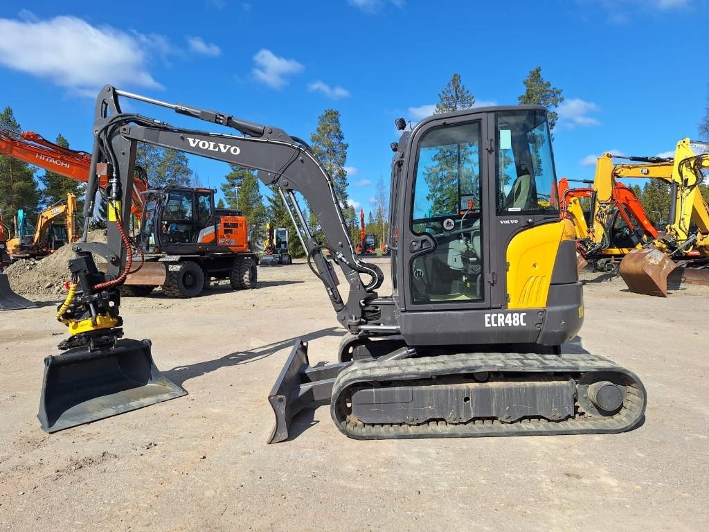 Volvo MYYTY! SOLD! ECR48C PYÖRITTÄJÄ PIHDEILLÄ - Miniexcavadora: foto 1 Volvo MYYTY! SOLD! ECR48C PYÖRITTÄJÄ PIHDEILLÄ - Miniexcavadora: foto 1