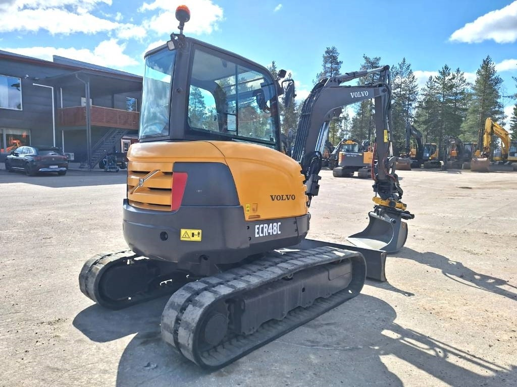 Volvo MYYTY! SOLD! ECR48C PYÖRITTÄJÄ PIHDEILLÄ - Miniexcavadora: foto 4 Volvo MYYTY! SOLD! ECR48C PYÖRITTÄJÄ PIHDEILLÄ - Miniexcavadora: foto 4