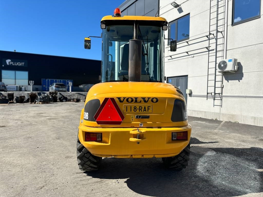Volvo MYYTY! SOLD! L30B - Cargadora de ruedas: foto 3 Volvo MYYTY! SOLD! L30B - Cargadora de ruedas: foto 3
