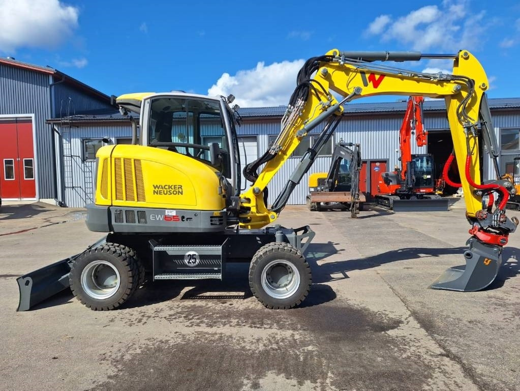 Wacker EW65 PYÖRITTÄJÄLLÄ - Excavadora de ruedas: foto 5 Wacker EW65 PYÖRITTÄJÄLLÄ - Excavadora de ruedas: foto 5