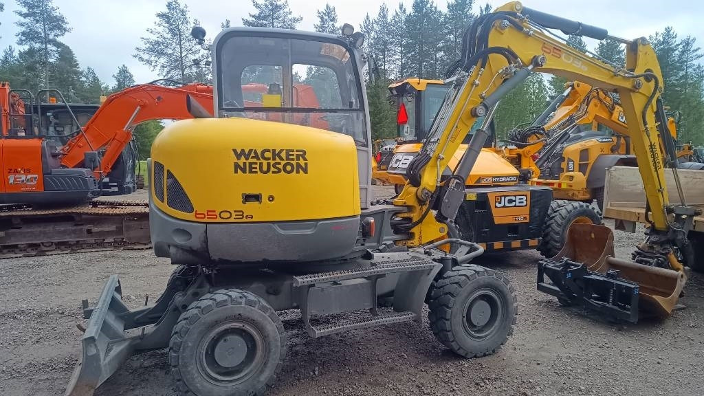 Wacker Neuson 6503 PIHTIENGCON, 2-KAUHAA, PIIKIT - Excavadora de ruedas: foto 1 Wacker Neuson 6503 PIHTIENGCON, 2-KAUHAA, PIIKIT - Excavadora de ruedas: foto 1