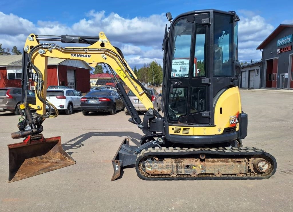 Yanmar ViO33-U PYÖRITTÄJÄLLÄ - Miniexcavadora: foto 1 Yanmar ViO33-U PYÖRITTÄJÄLLÄ - Miniexcavadora: foto 1