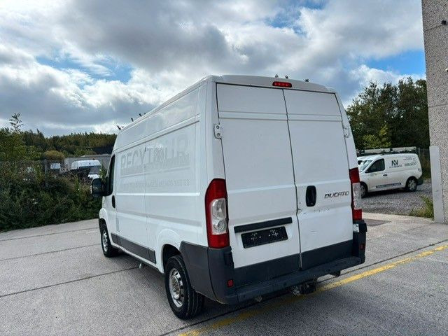 Fiat Ducato 2.3JTD. Klima. Tempomat. L2H2. - Furgoneta pequeña: foto 5 Fiat Ducato 2.3JTD. Klima. Tempomat. L2H2. - Furgoneta pequeña: foto 5