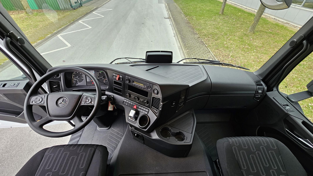 Cabeza tractora nuevo MERCEDES-BENZ Actros 3340 S 6x4 ADR Euro 3 Tractor Head: foto 14