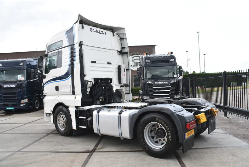MAN TGX 18.420 - EURO 6 - ADR FL - PARK. AIRCO - NAVI - PTO - XENON LIGHTS - TOP CONDITION - - Cabeza tractora: foto 3 MAN TGX 18.420 - EURO 6 - ADR FL - PARK. AIRCO - NAVI - PTO - XENON LIGHTS - TOP CONDITION - - Cabeza tractora: foto 3