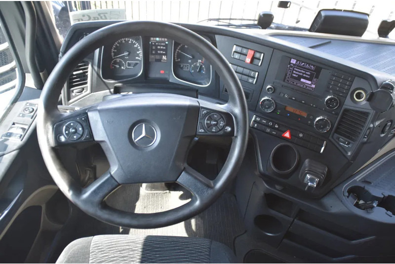 Cabeza tractora Mercedes-Benz Actros 1942 4x2 - ADR FL - 641 TKM - PTO - PARK. AIRCO - 2 BEDS - ALCOA'S - GOOD CONDITION -: foto 6