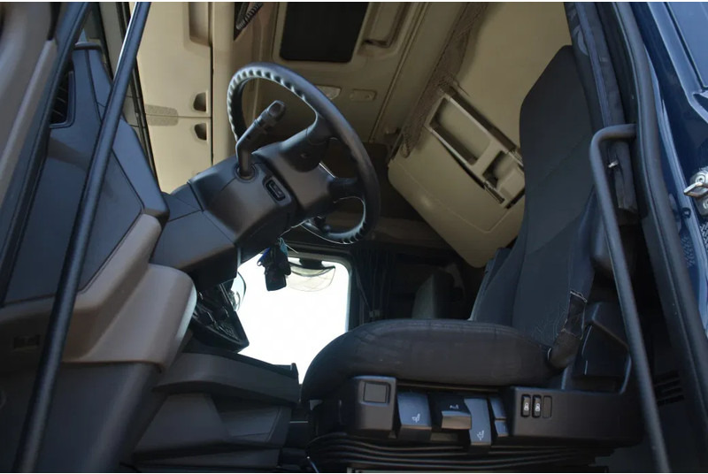 Scania S450 NGS 4x2NB - FULL AIR - 727 TKM - RETARDER - PARK. AIRCO - 2 x FUEL TANKS - TOP CONDITION - - Cabeza tractora: foto 4 Scania S450 NGS 4x2NB - FULL AIR - 727 TKM - RETARDER - PARK. AIRCO - 2 x FUEL TANKS - TOP CONDITION - - Cabeza tractora: foto 4