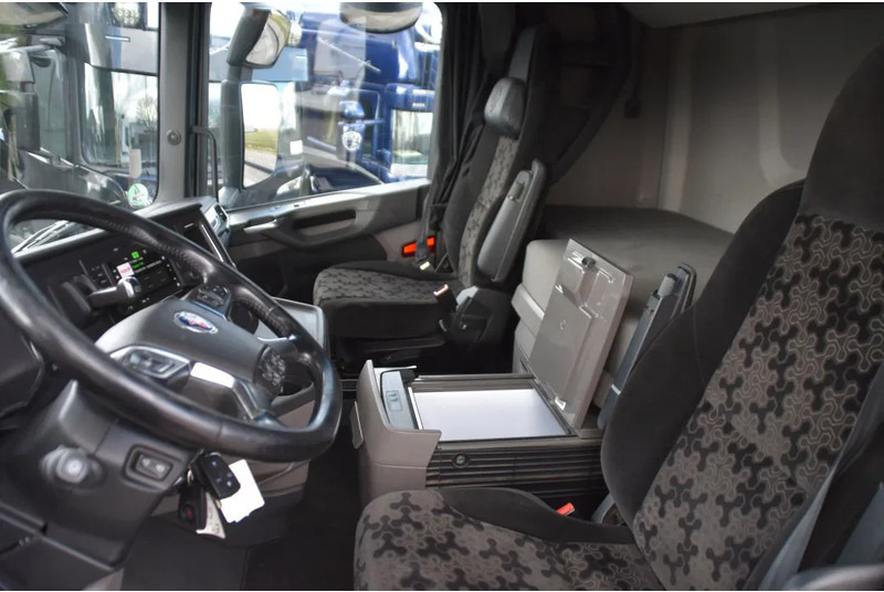 Scania S500 NGS 6x2*4 - HOOKLIFT SYSTEM - RETARDER - PARK. AIRCO - WHEELBASE: 475 CM - PTO - GOOD CONDITION - - Camión multibasculante: foto 5 Scania S500 NGS 6x2*4 - HOOKLIFT SYSTEM - RETARDER - PARK. AIRCO - WHEELBASE: 475 CM - PTO - GOOD CONDITION - - Camión multibasculante: foto 5