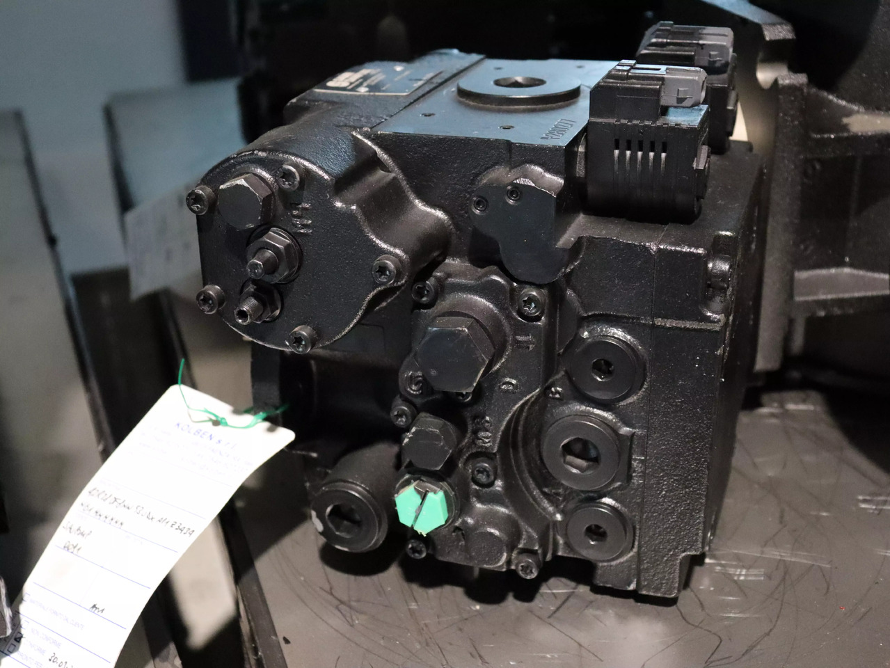 DANFOSS / SAUER 42R28DF8NN53UDXAP1Z3434N61NNNNN - Bomba hidráulica para Maquinaria de construcción: foto 3 DANFOSS / SAUER 42R28DF8NN53UDXAP1Z3434N61NNNNN - Bomba hidráulica para Maquinaria de construcción: foto 3