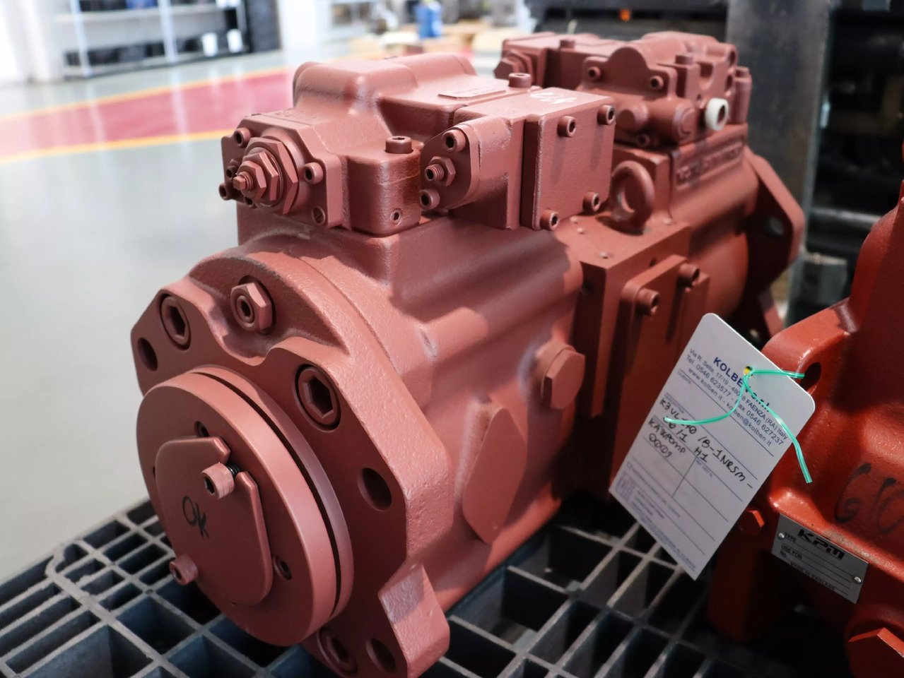 KAWASAKI K5V140DTP1A1R6NOA1 - Motor hidráulico para Maquinaria de construcción: foto 2 KAWASAKI K5V140DTP1A1R6NOA1 - Motor hidráulico para Maquinaria de construcción: foto 2