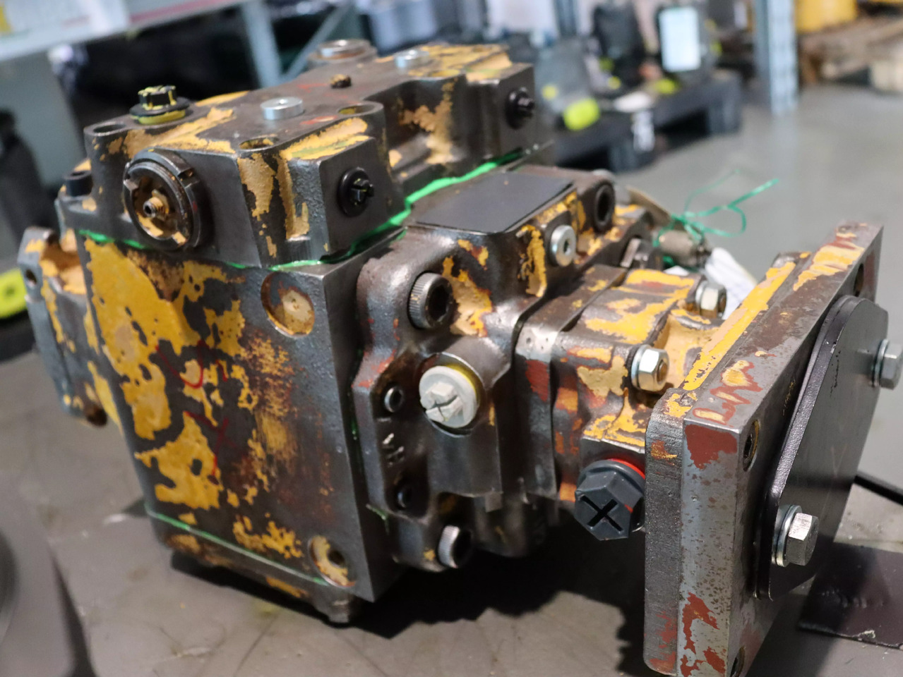 Linde BPV100-01R - Bomba hidráulica para Maquinaria de construcción: foto 5 Linde BPV100-01R - Bomba hidráulica para Maquinaria de construcción: foto 5