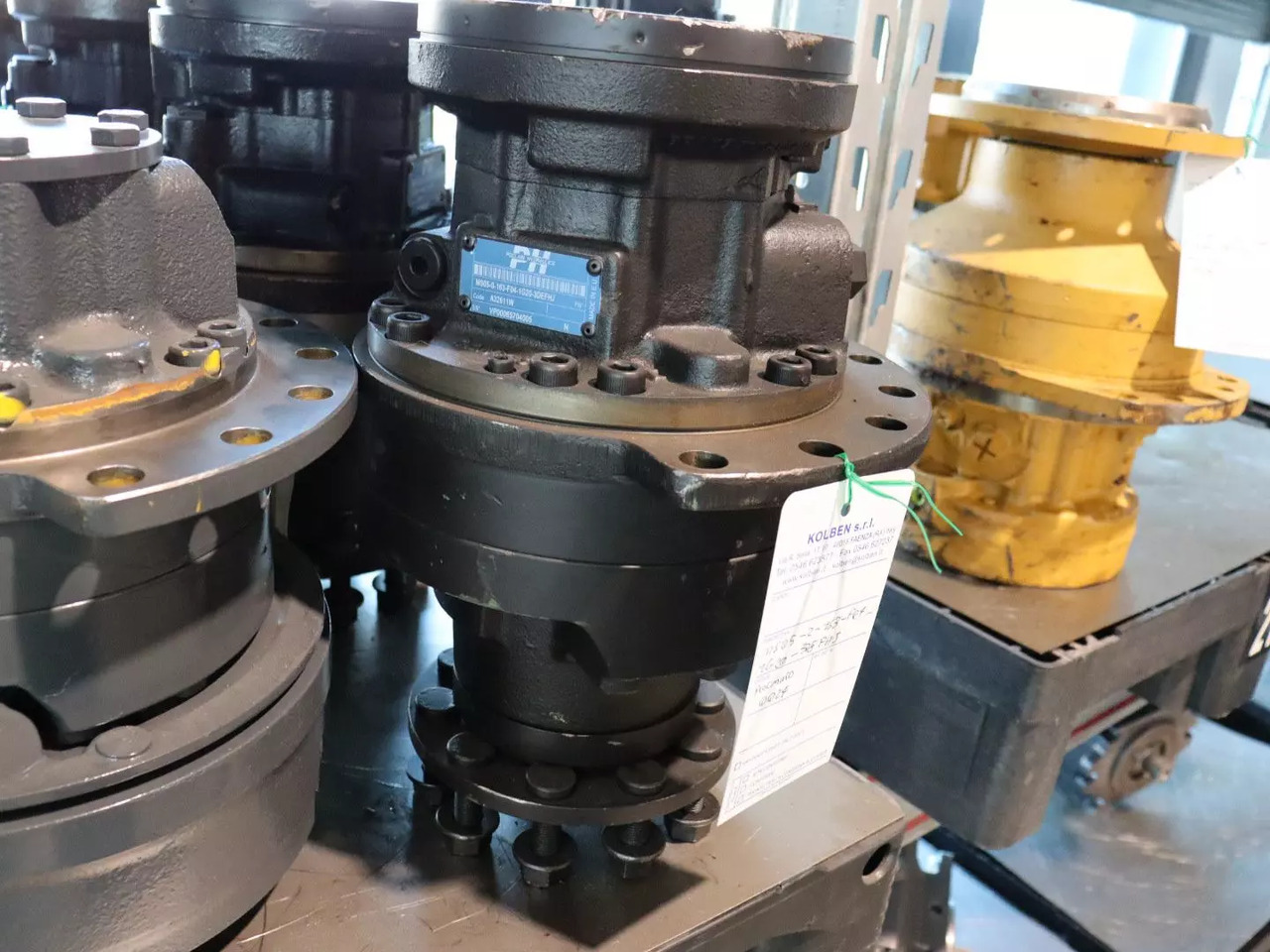POCLAIN MS05-2-163-F04-1G20-3DEFHJ - Motor hidráulico para Maquinaria de construcción: foto 1 POCLAIN MS05-2-163-F04-1G20-3DEFHJ - Motor hidráulico para Maquinaria de construcción: foto 1