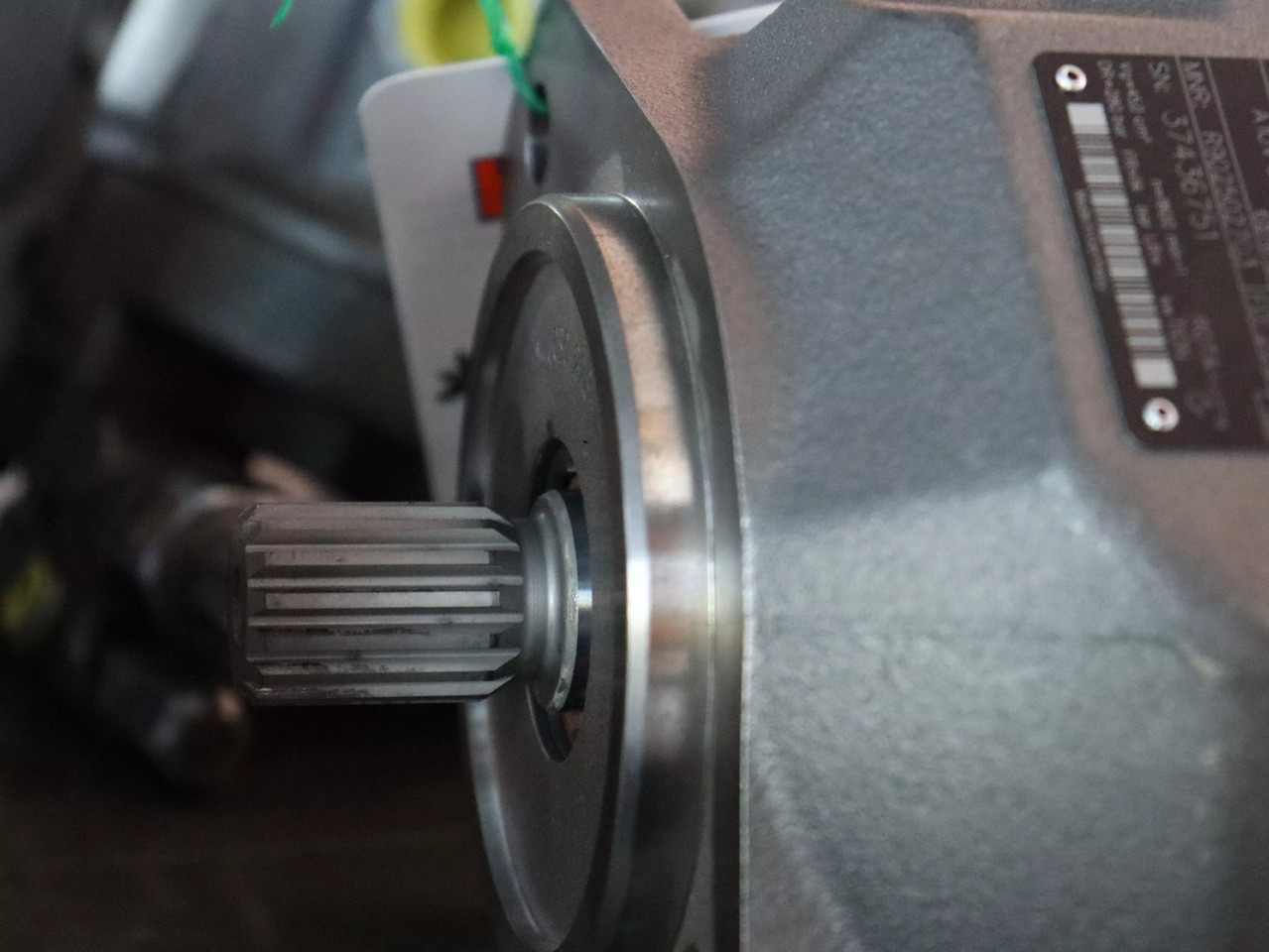 REXROTH A10VO45DFR/31R-VSC62N00 - Bomba hidráulica para Maquinaria de construcción: foto 3 REXROTH A10VO45DFR/31R-VSC62N00 - Bomba hidráulica para Maquinaria de construcción: foto 3