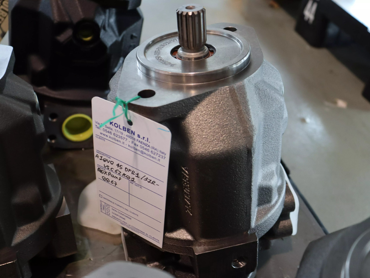 REXROTH A10VO45DFR1/31R-VSC62K01 - Bomba hidráulica para Maquinaria de construcción: foto 1 REXROTH A10VO45DFR1/31R-VSC62K01 - Bomba hidráulica para Maquinaria de construcción: foto 1