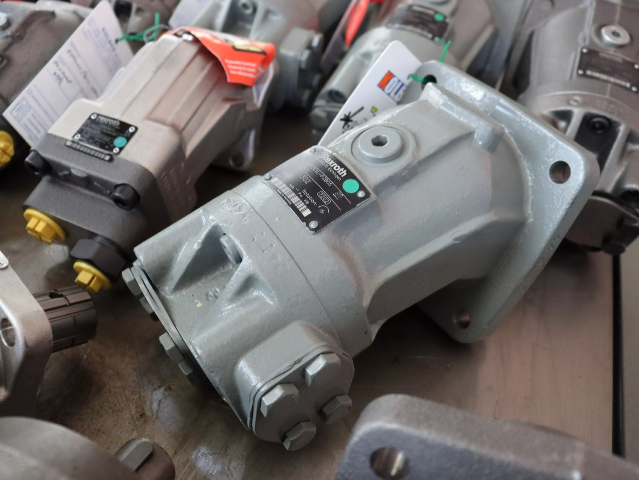 REXROTH A2FO45/61L-PZB05 - Bomba hidráulica para Maquinaria de construcción: foto 1 REXROTH A2FO45/61L-PZB05 - Bomba hidráulica para Maquinaria de construcción: foto 1