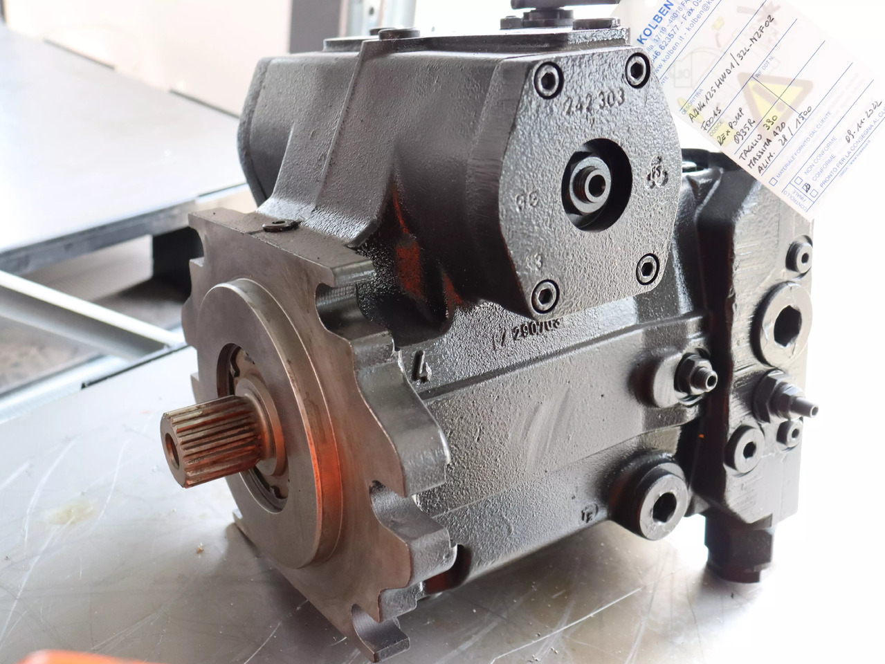 REXROTH A4VG125HWD1/32L-NZF02F001S - Bomba hidráulica para Maquinaria de construcción: foto 1 REXROTH A4VG125HWD1/32L-NZF02F001S - Bomba hidráulica para Maquinaria de construcción: foto 1