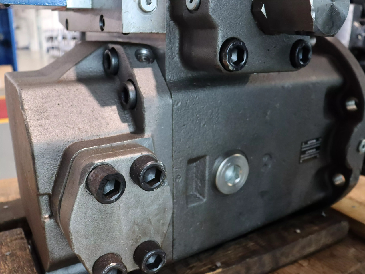 REXROTH AHA4VSO500E02/30R-PPH25N00 - Bomba hidráulica para Maquinaria de construcción: foto 2 REXROTH AHA4VSO500E02/30R-PPH25N00 - Bomba hidráulica para Maquinaria de construcción: foto 2