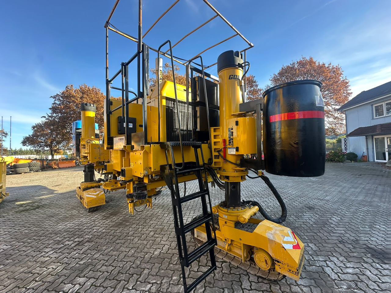 GOMACO 3300 - Extendedora de encofrado deslizante: foto 1 GOMACO 3300 - Extendedora de encofrado deslizante: foto 1