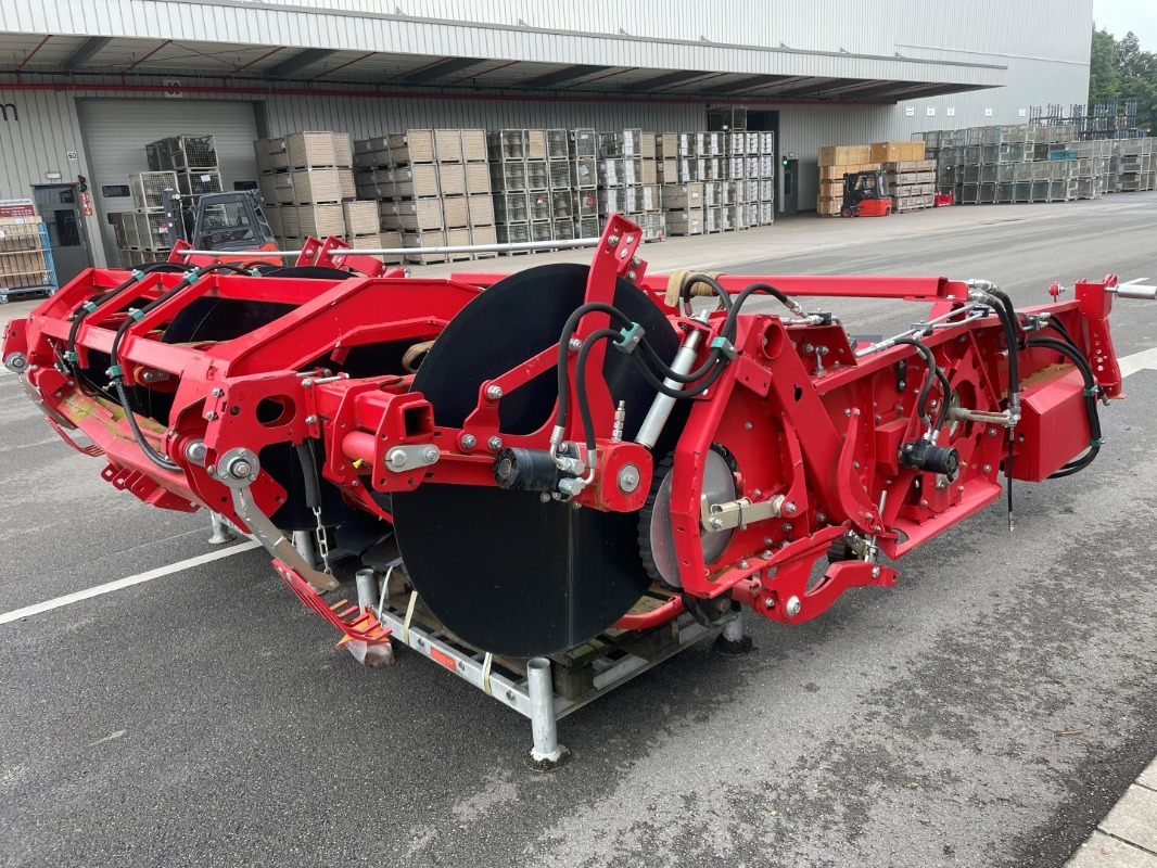 Grimme Intake for VARITRON 470 - row width 90 cm - Herramienta/ Equipo: foto 4 Grimme Intake for VARITRON 470 - row width 90 cm - Herramienta/ Equipo: foto 4