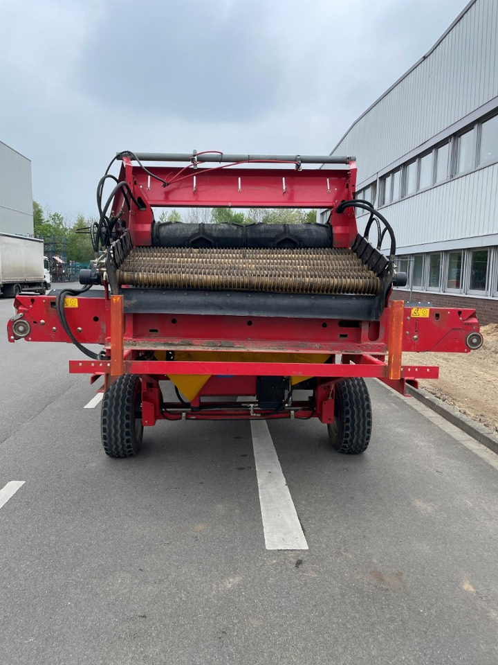 Grimme RH 16-40 E - Almacenamiento: foto 2 Grimme RH 16-40 E - Almacenamiento: foto 2