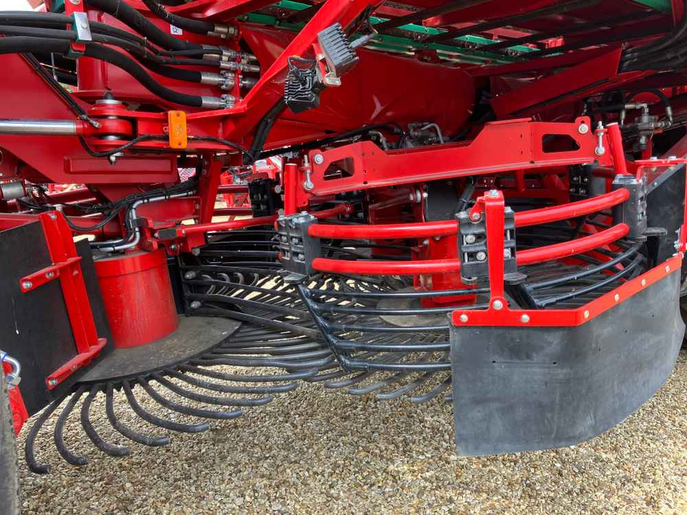 Grimme REXOR 630 / 830 / 930 - Equipo para trabajo del suelo: foto 4 Grimme REXOR 630 / 830 / 930 - Equipo para trabajo del suelo: foto 4
