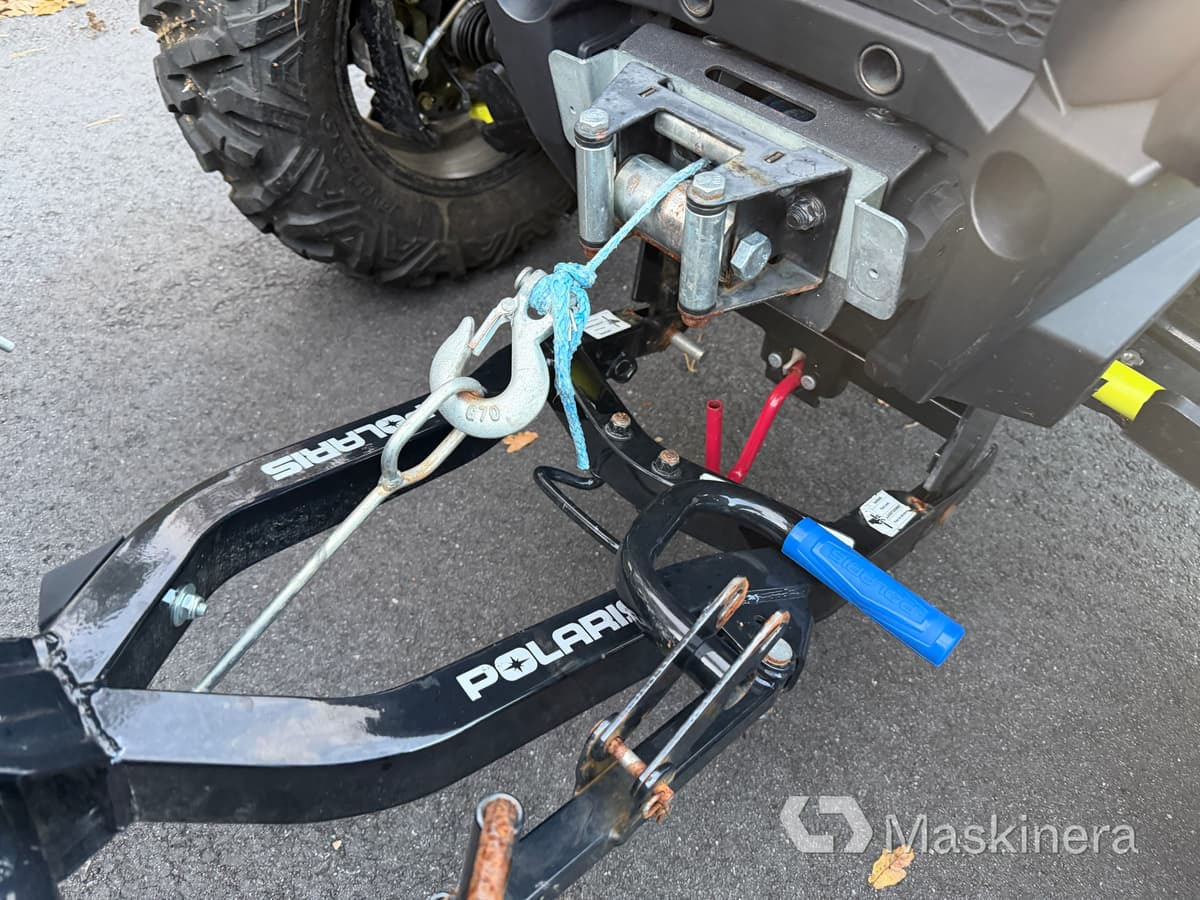 Cuadrimoto ATV Polaris Sportsman XP 1000 S med snöblad: foto 23