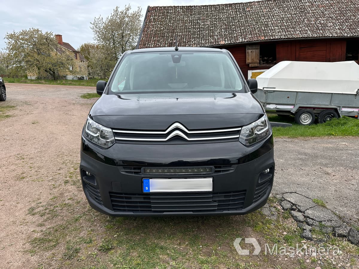 Arbetsbil Citroën Berlingo 1.2 PureTech Aut - Furgoneta pequeña: foto 2 Arbetsbil Citroën Berlingo 1.2 PureTech Aut - Furgoneta pequeña: foto 2