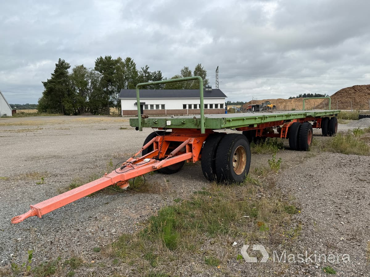 Balvagn 12m / Lastbilsflak Balvagn 12m / Lastbilssläp - Remolque plataforma agrícola: foto 1 Balvagn 12m / Lastbilsflak Balvagn 12m / Lastbilssläp - Remolque plataforma agrícola: foto 1