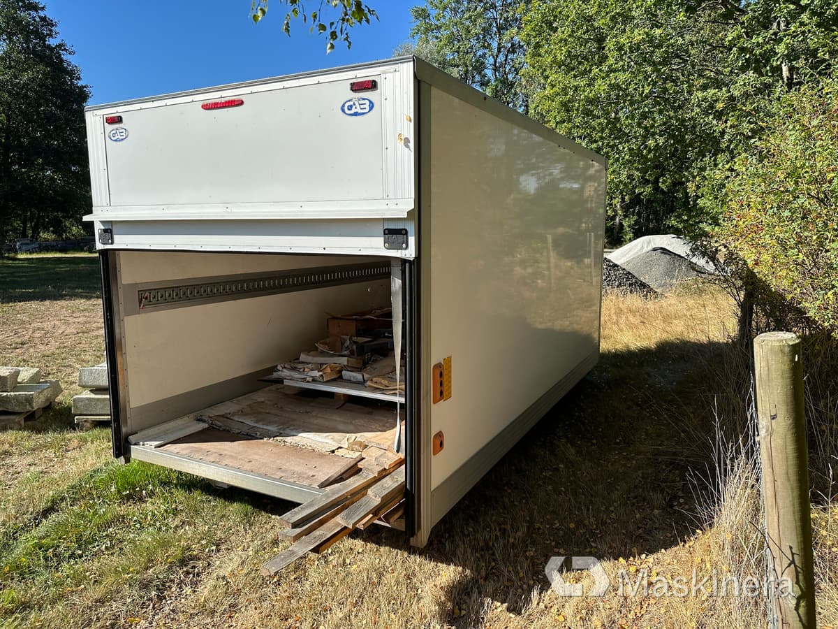 Cab kaross Iveco Skåp + bakgavellyft Cab kaross (nytt) - Caja cerrada: foto 5 Cab kaross Iveco Skåp + bakgavellyft Cab kaross (nytt) - Caja cerrada: foto 5