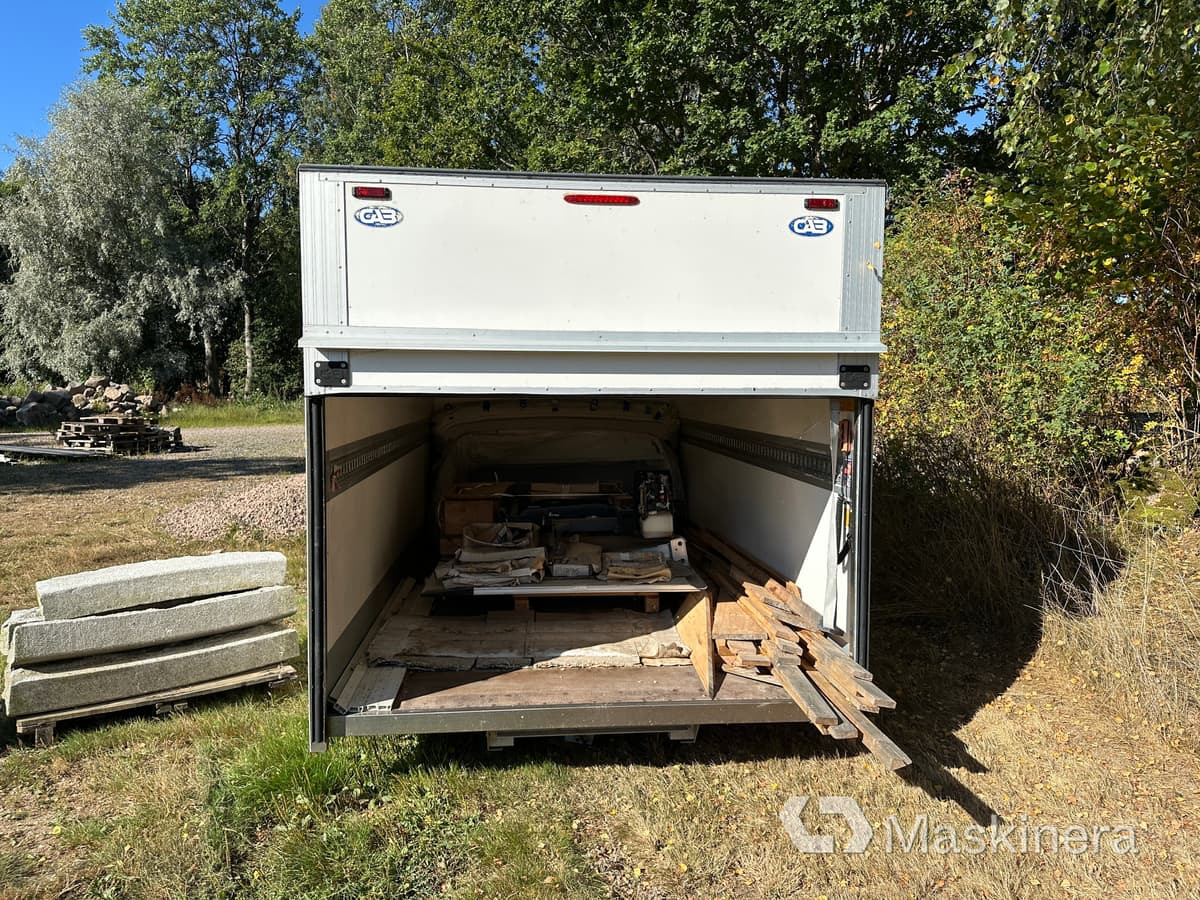 Cab kaross Iveco Skåp + bakgavellyft Cab kaross (nytt) - Caja cerrada: foto 4 Cab kaross Iveco Skåp + bakgavellyft Cab kaross (nytt) - Caja cerrada: foto 4