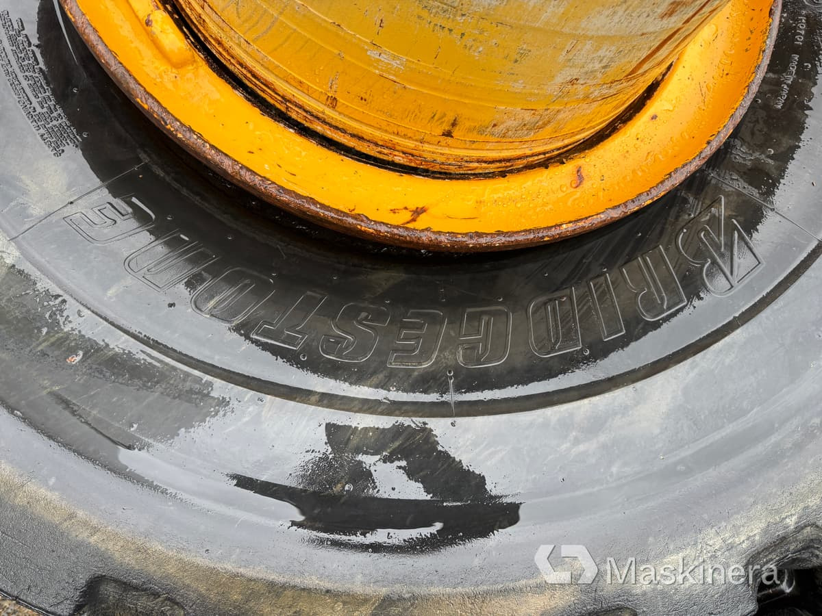 Däck Bridgestone 26.5R25 - Rueda completa para Maquinaria de construcción: foto 4 Däck Bridgestone 26.5R25 - Rueda completa para Maquinaria de construcción: foto 4