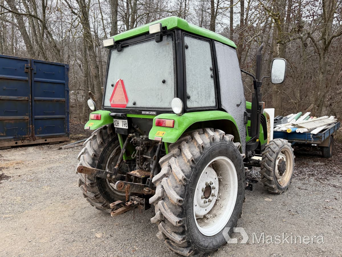 Foton Europard 704 Traktor Foton Europard 704 - Tractor: foto 4 Foton Europard 704 Traktor Foton Europard 704 - Tractor: foto 4