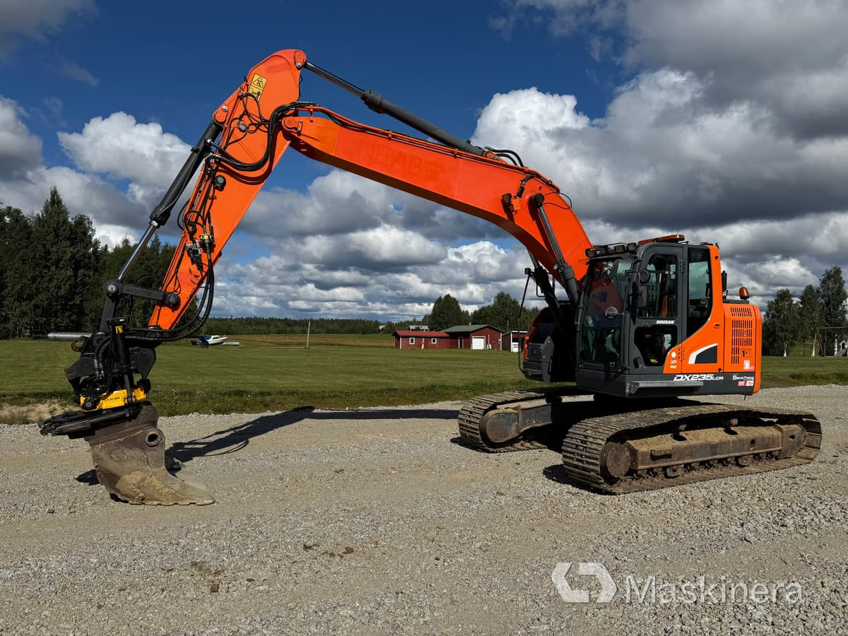 Grävmaskin Doosan DX235LCR-5 - Excavadora de cadenas: foto 1 Grävmaskin Doosan DX235LCR-5 - Excavadora de cadenas: foto 1