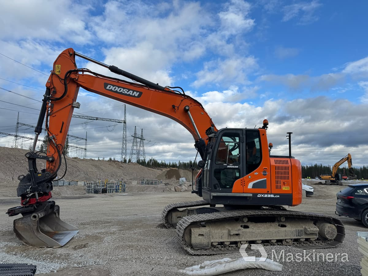 Grävmaskin Doosan DX235LCR-5 med L5 grävsystem - Excavadora de cadenas: foto 2 Grävmaskin Doosan DX235LCR-5 med L5 grävsystem - Excavadora de cadenas: foto 2