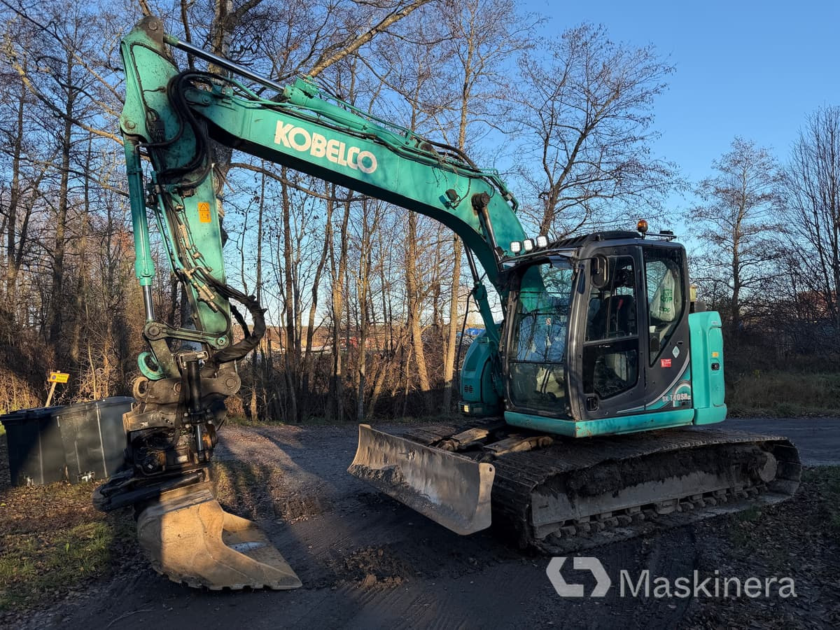 Grävmaskin Kobelco SK140SRLC-5 - Excavadora de cadenas: foto 1 Grävmaskin Kobelco SK140SRLC-5 - Excavadora de cadenas: foto 1