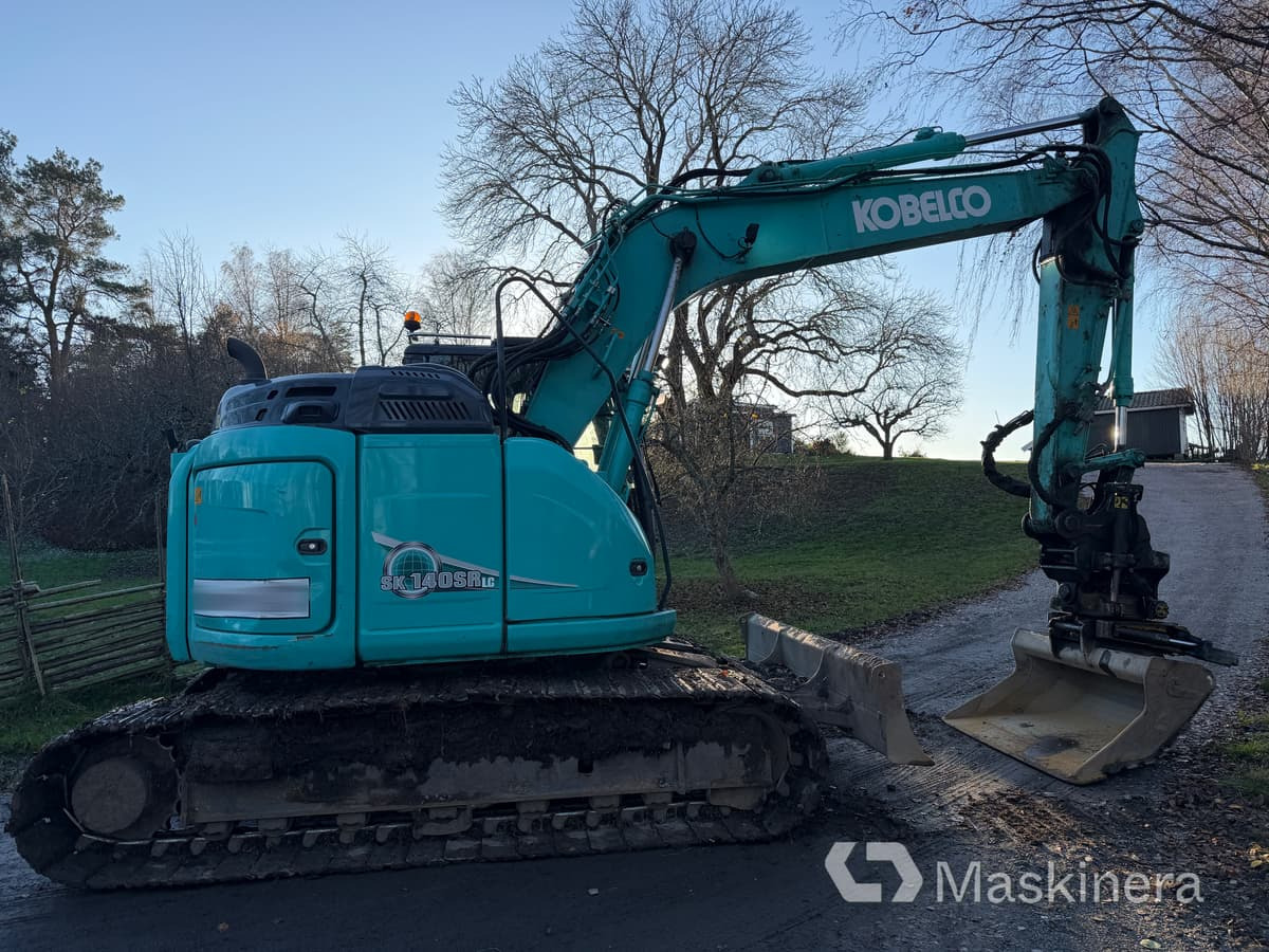 Grävmaskin Kobelco SK140SRLC-5 - Excavadora de cadenas: foto 4 Grävmaskin Kobelco SK140SRLC-5 - Excavadora de cadenas: foto 4