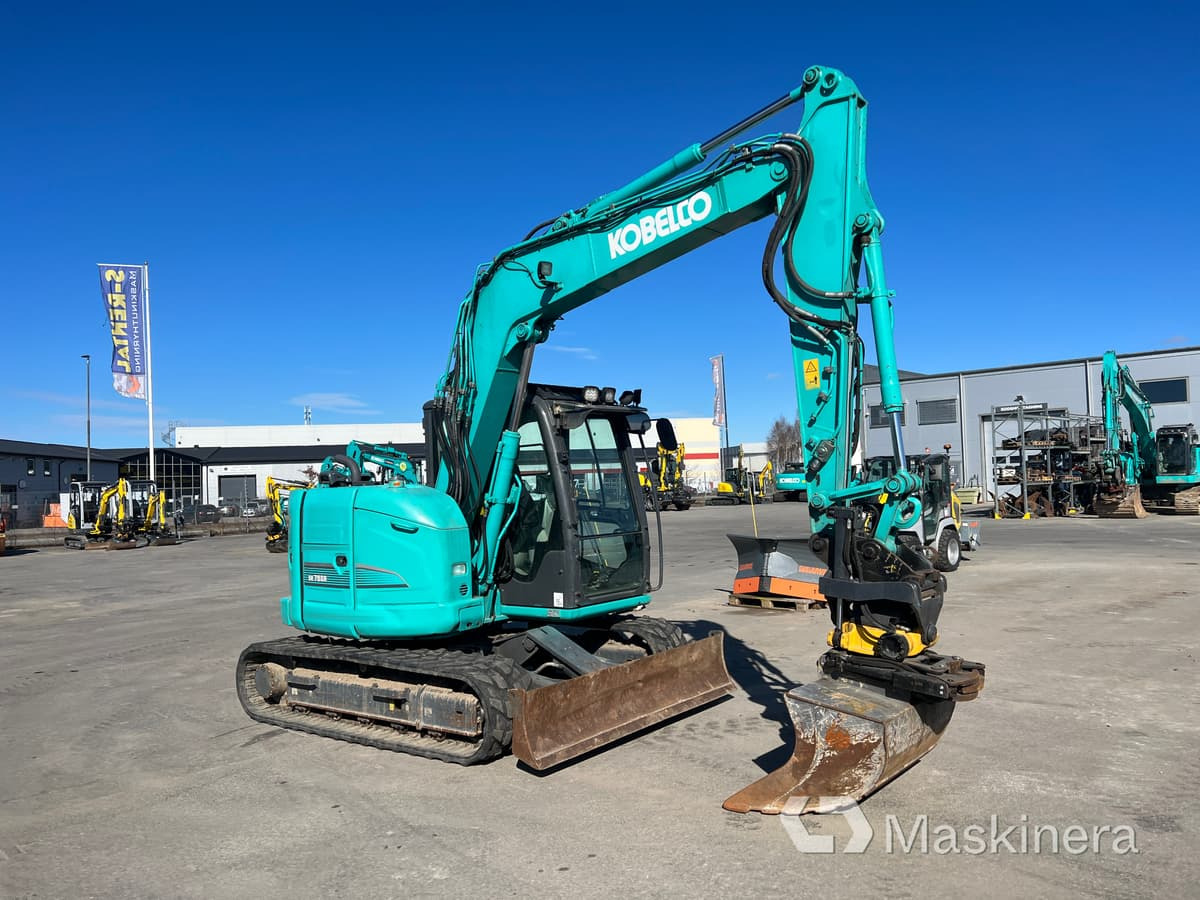 Grävmaskin Kobelco SK75SR-3E - Excavadora de cadenas: foto 3 Grävmaskin Kobelco SK75SR-3E - Excavadora de cadenas: foto 3