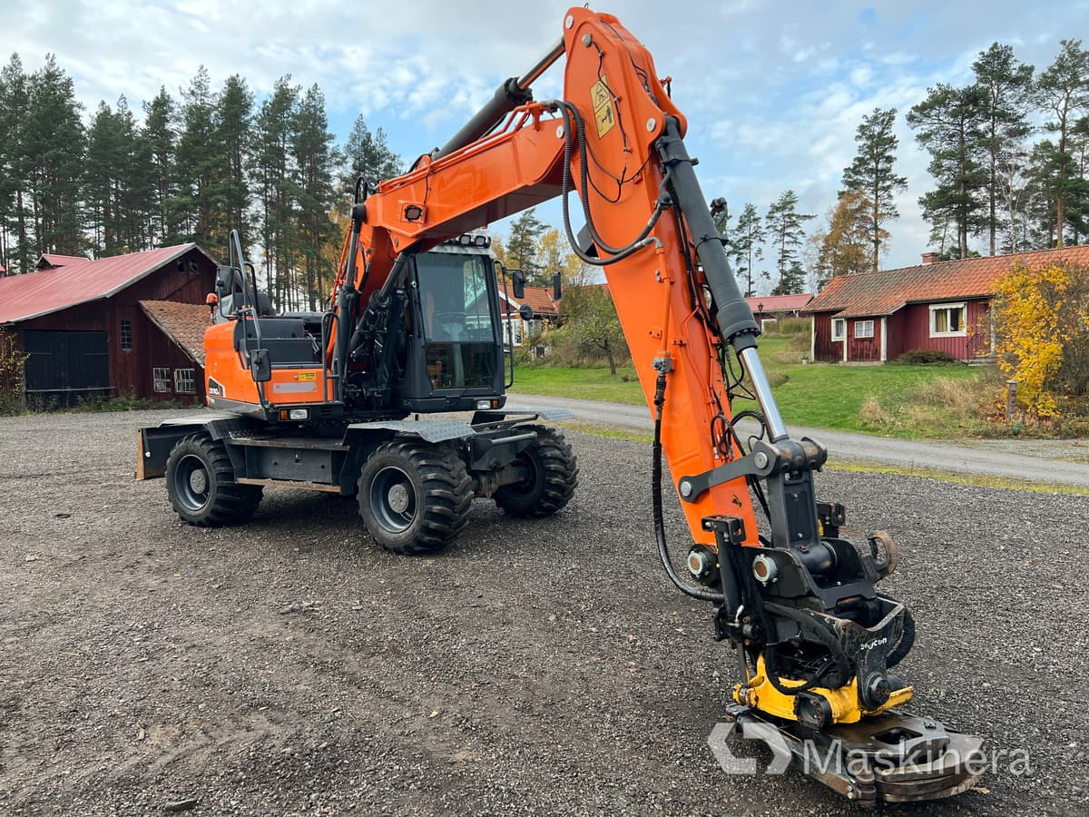 Hjulgrävare Doosan DX140-5 - Excavadora de cadenas: foto 3 Hjulgrävare Doosan DX140-5 - Excavadora de cadenas: foto 3