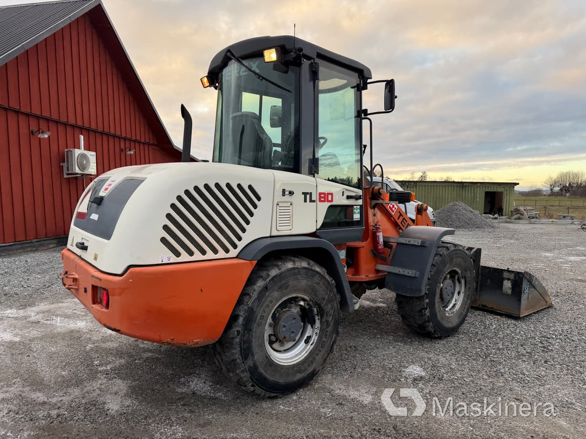 Hjullastare Terex TL80 med tillbehör - Cargadora de ruedas: foto 5 Hjullastare Terex TL80 med tillbehör - Cargadora de ruedas: foto 5