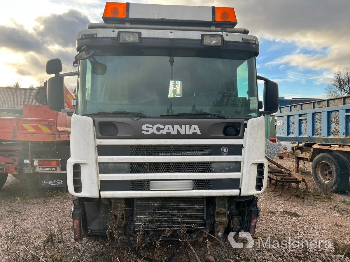 Lastväxlare Scania R124 GB 6X2 (Rep objekt) - Camión multibasculante: foto 2 Lastväxlare Scania R124 GB 6X2 (Rep objekt) - Camión multibasculante: foto 2