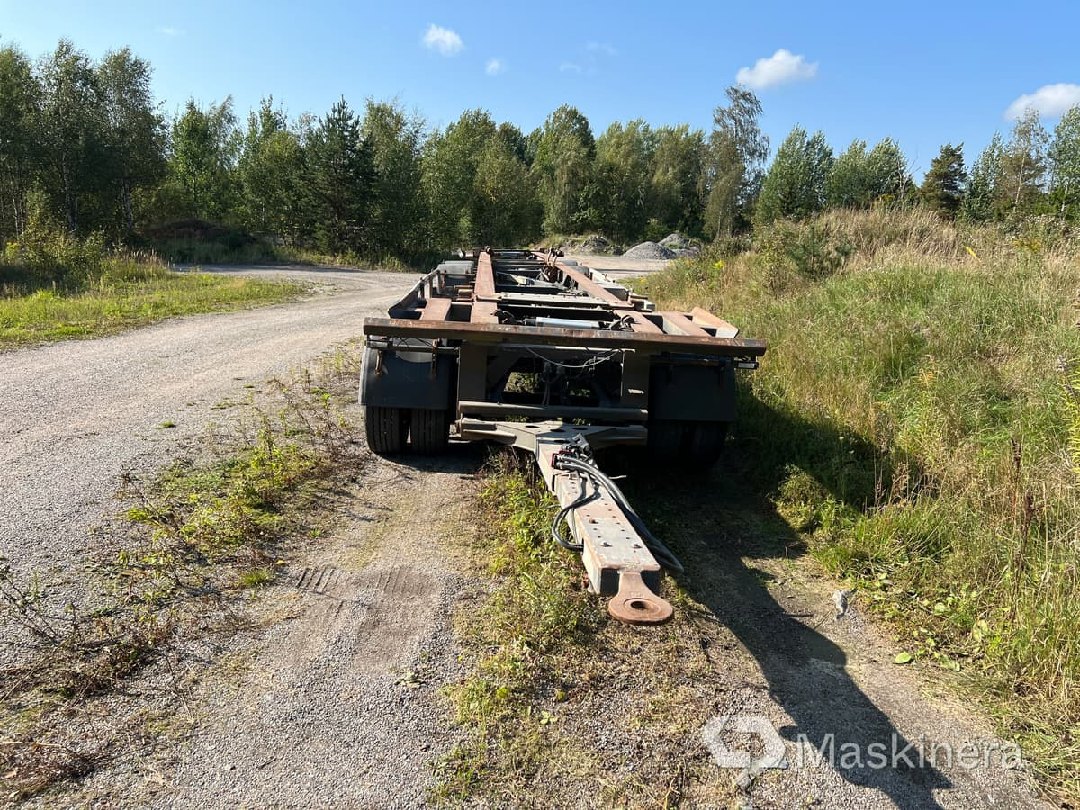 Lastväxlarsläp Cmt PT 12-20 - Remolque multilift/ Portacontenedores de cadenas: foto 2 Lastväxlarsläp Cmt PT 12-20 - Remolque multilift/ Portacontenedores de cadenas: foto 2