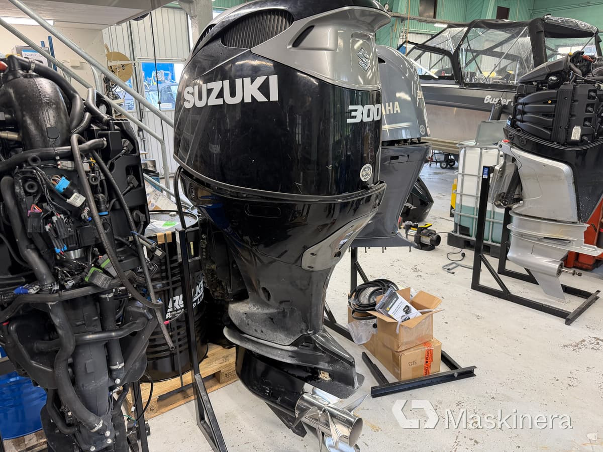 Båtmotor Suzuki DF300B 300hk - Otros maquinaria: foto 3 Båtmotor Suzuki DF300B 300hk - Otros maquinaria: foto 3
