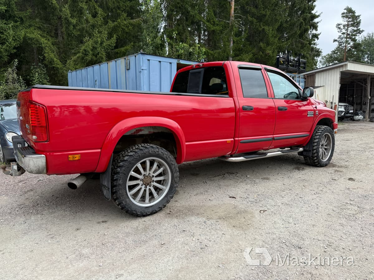 Pickup Dodge Ram 2500 4X4 - Furgón: foto 3 Pickup Dodge Ram 2500 4X4 - Furgón: foto 3