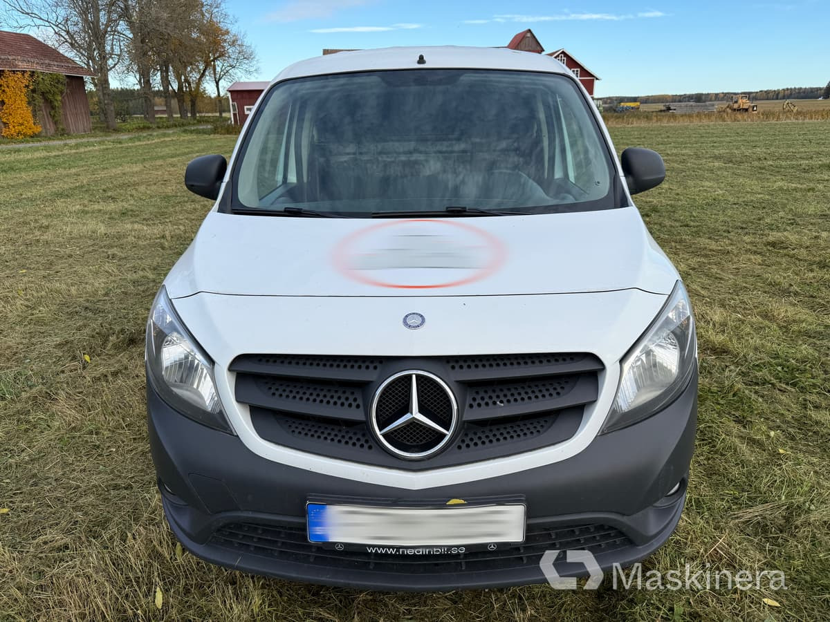 Skåpbil Mercedes Benz Citan - Furgón: foto 2 Skåpbil Mercedes Benz Citan - Furgón: foto 2