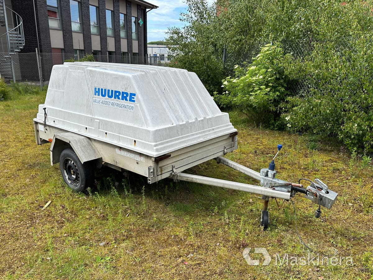 Släpvagn Europe-tra SM-1000 - Remolque de coche: foto 1 Släpvagn Europe-tra SM-1000 - Remolque de coche: foto 1